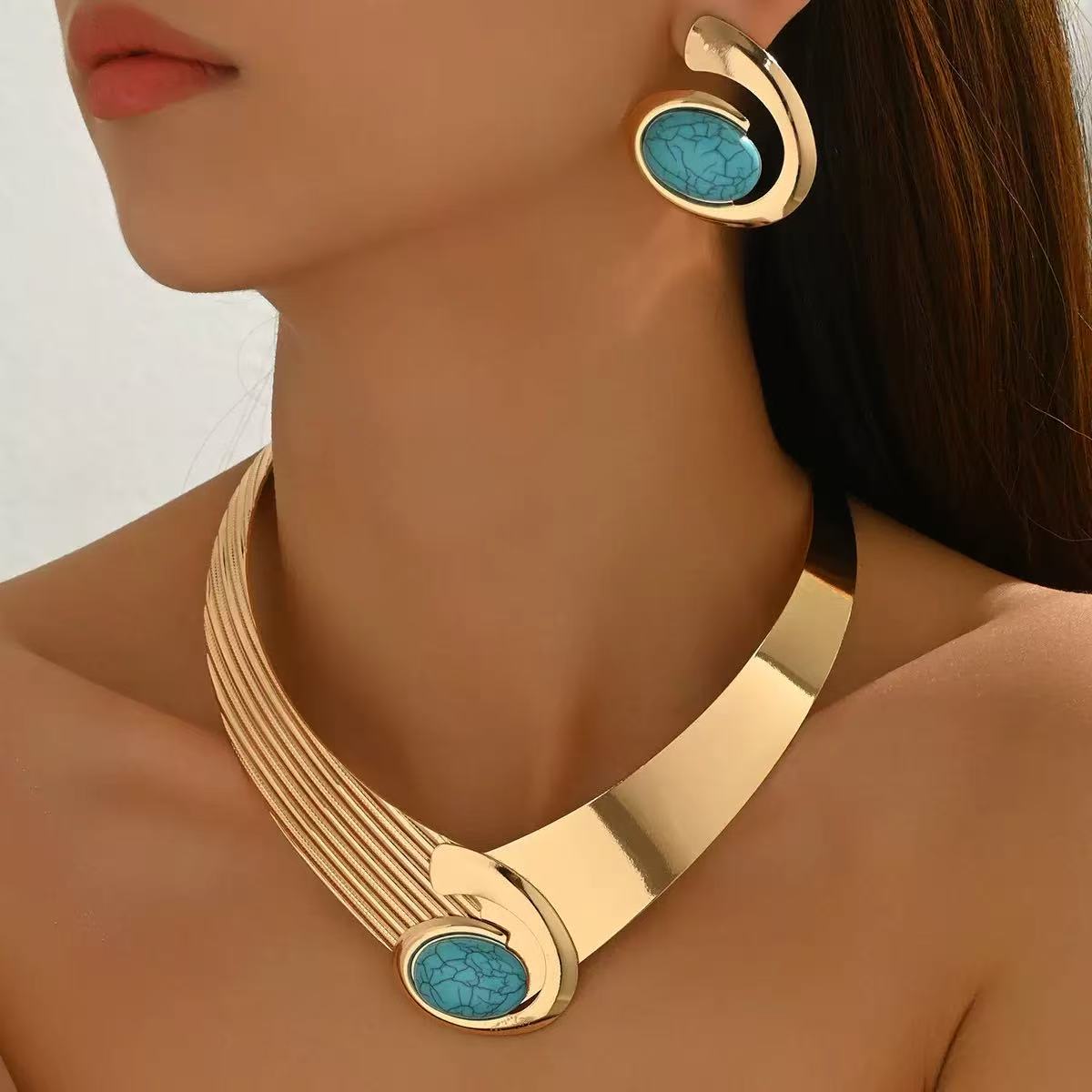 Turquoise flowing shape earrings and necklace set